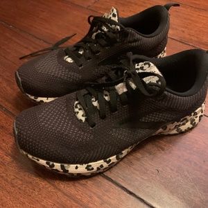 Brooks Women's Revel 5 Running Shoes